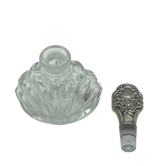 Vintage Silver Tone Carved Vanity Set Mirror Brush Perfume - Picture 15 of 16